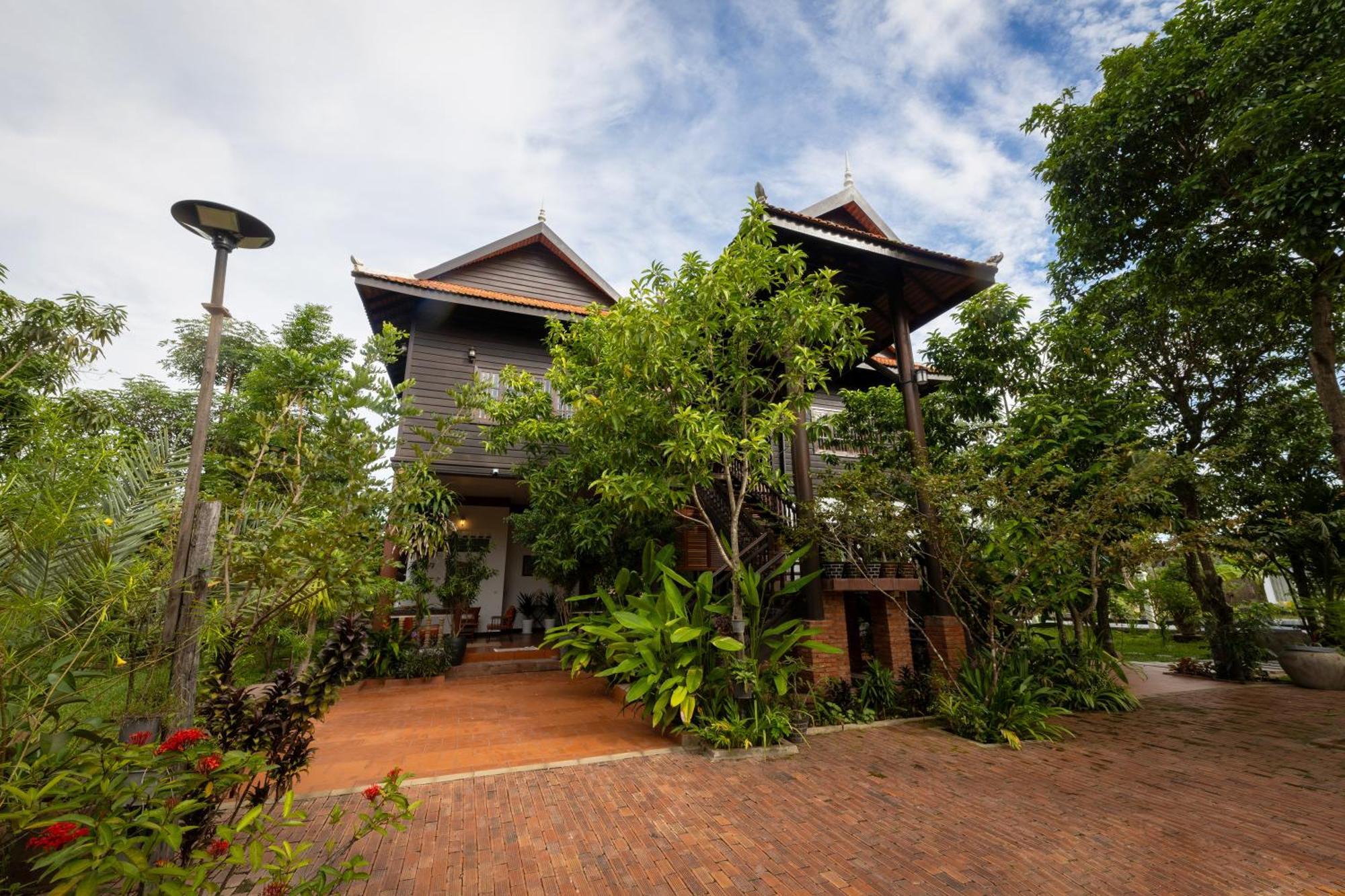 Willa Atoh'S Maison Siem Reap Zewnętrze zdjęcie